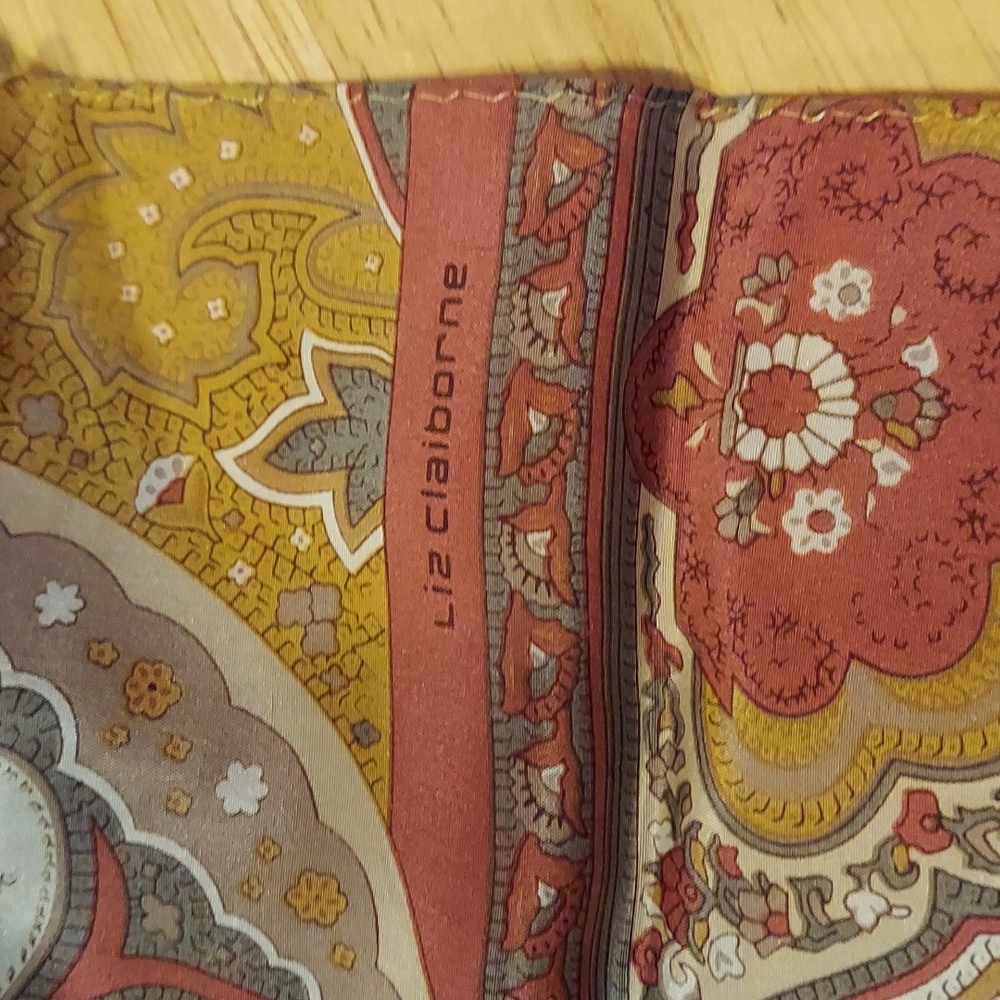 Liz Claiborne Paisley Print Oblong Scarf 10x50